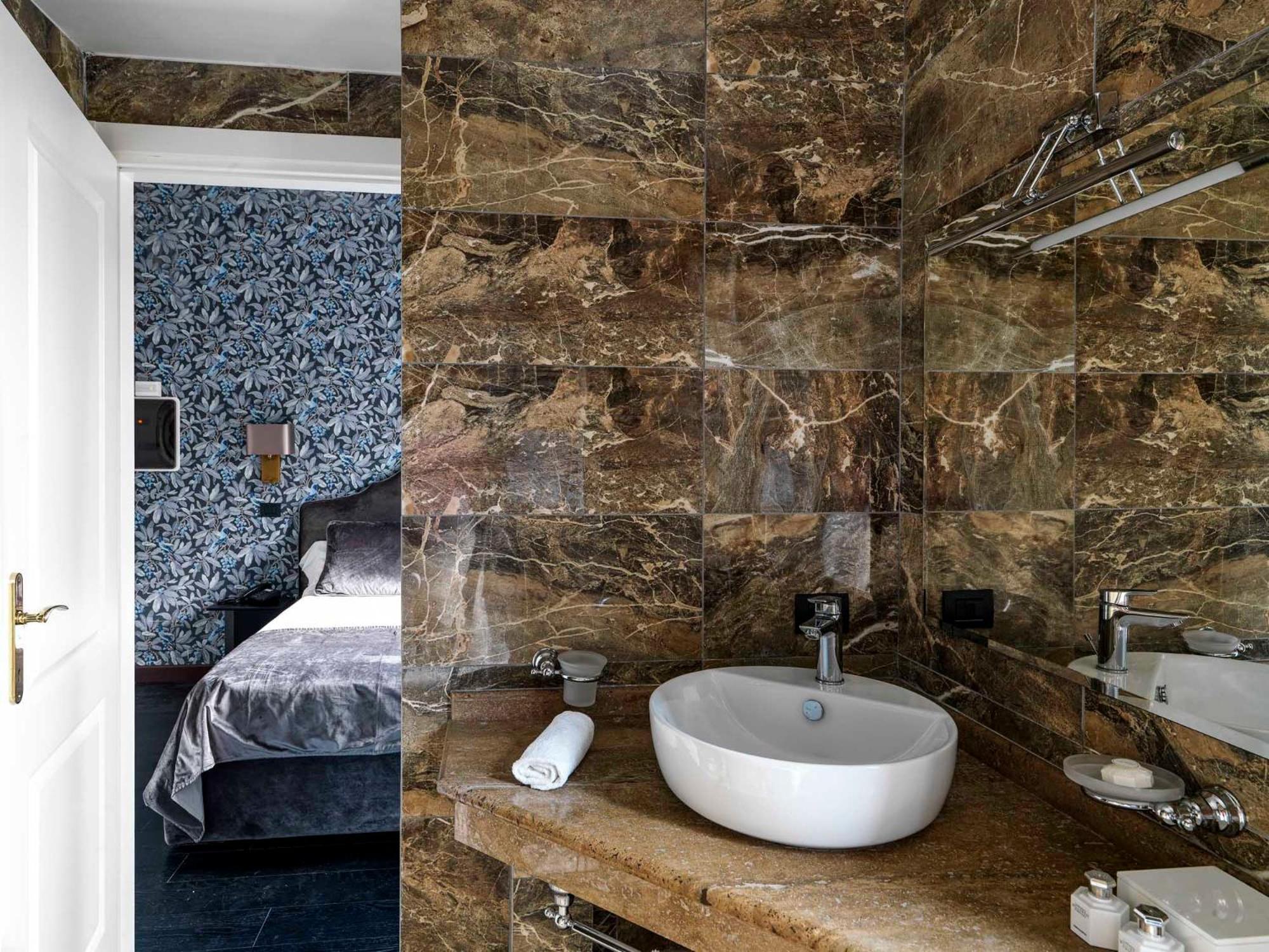 Via Veneto Suites Рим Екстериор снимка