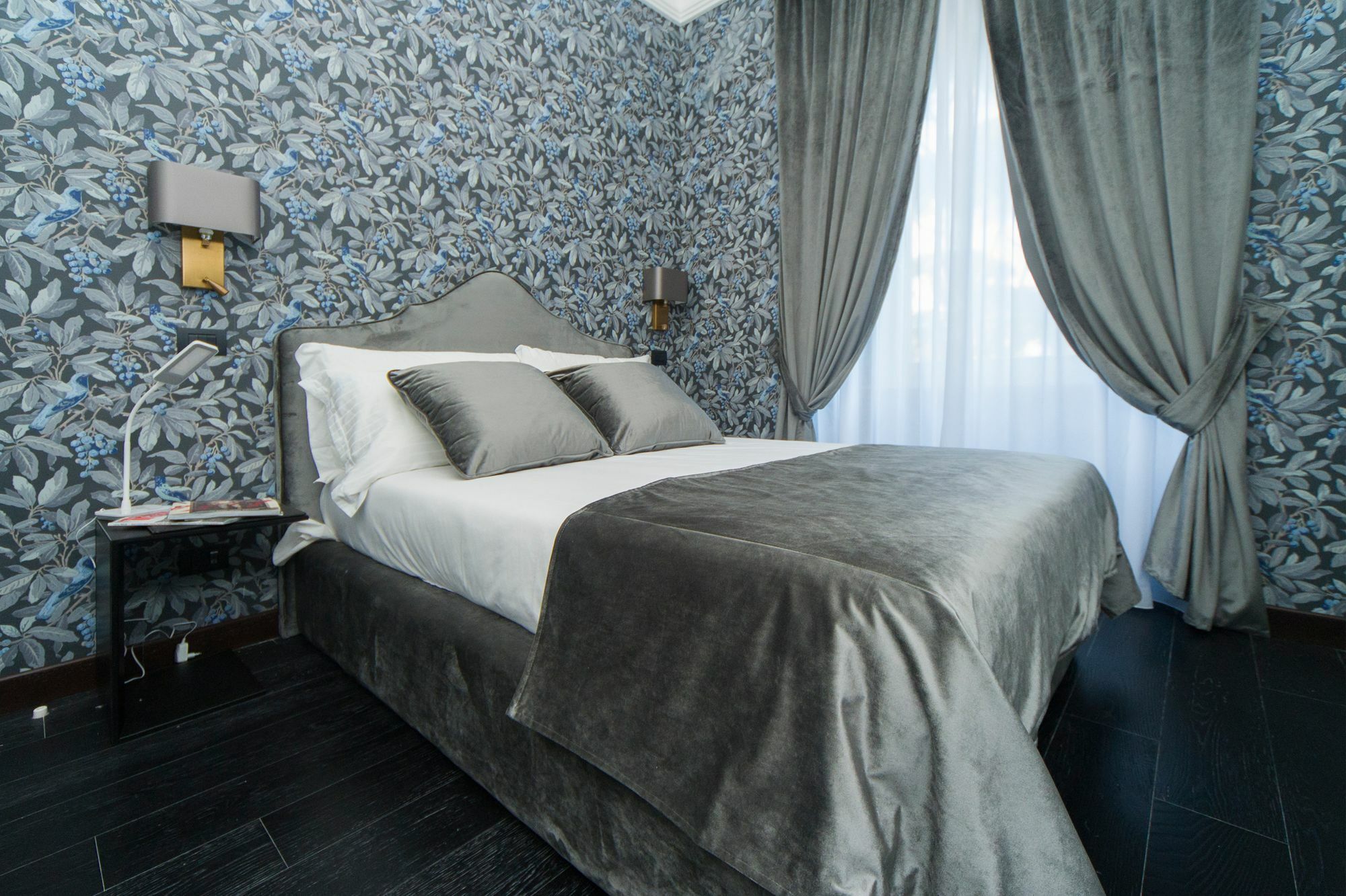 Via Veneto Suites Рим Екстериор снимка
