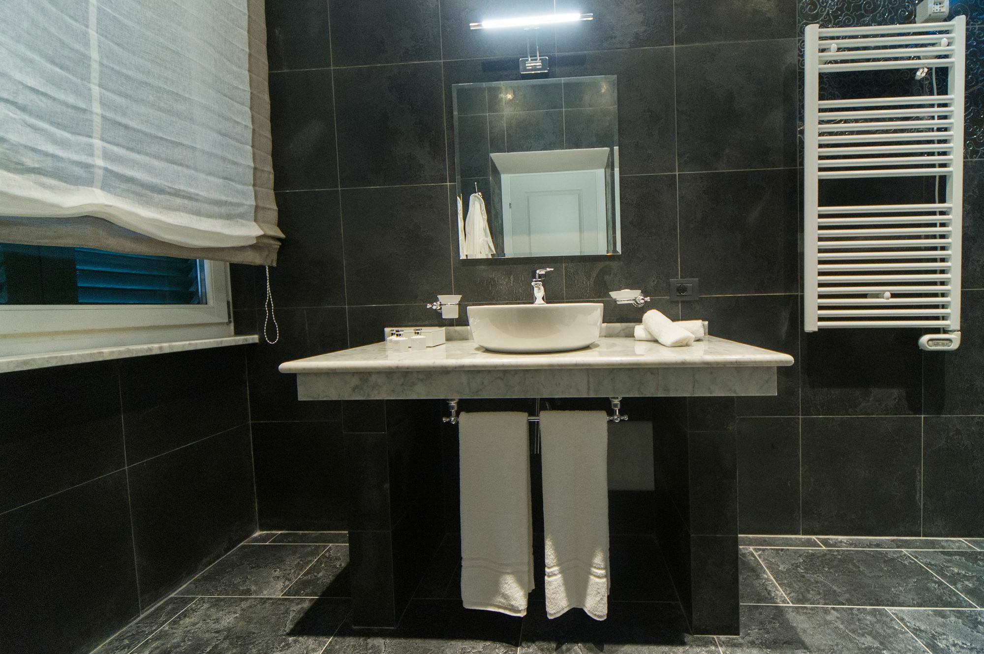 Via Veneto Suites Рим Екстериор снимка