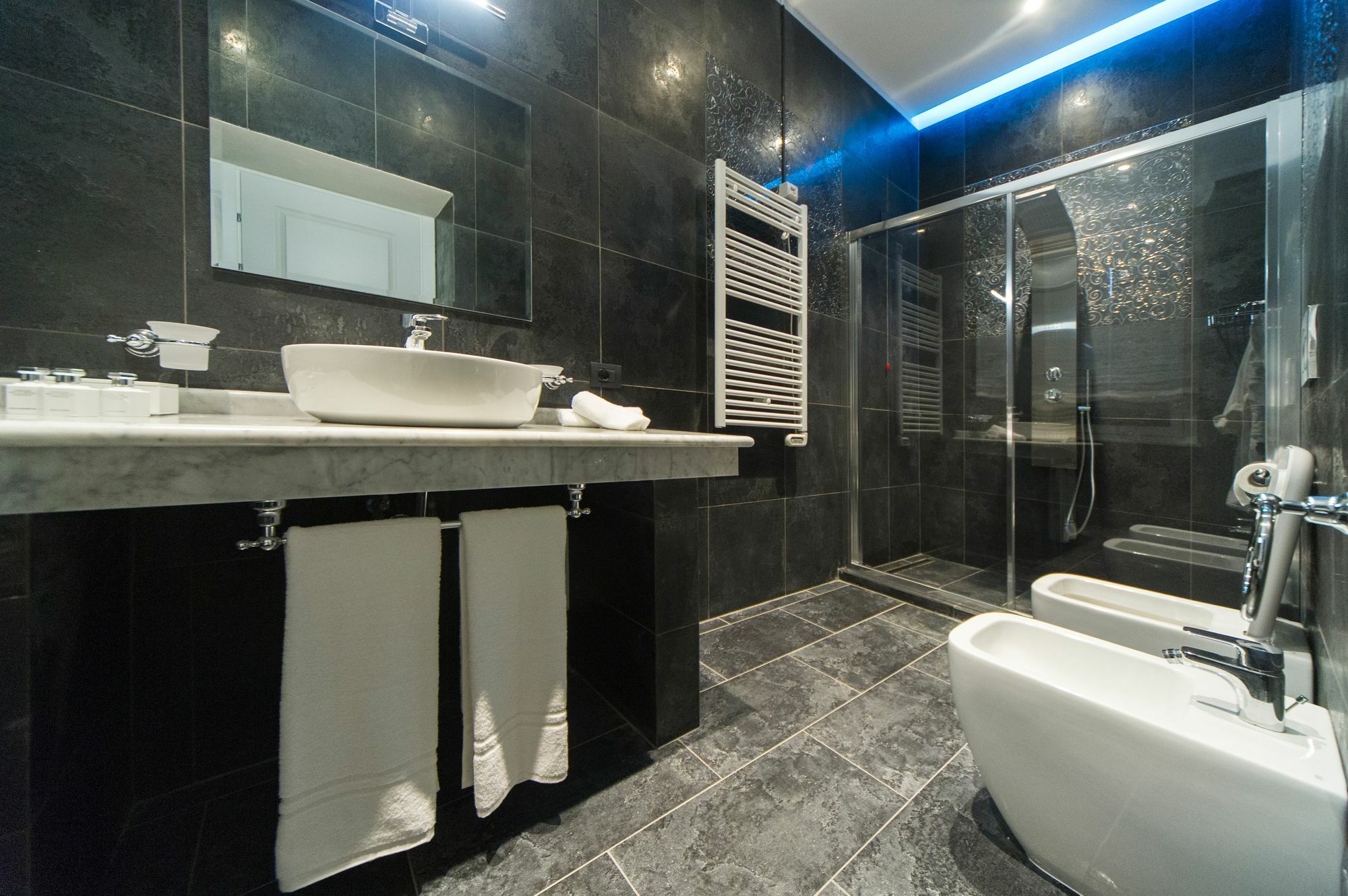 Via Veneto Suites Рим Екстериор снимка